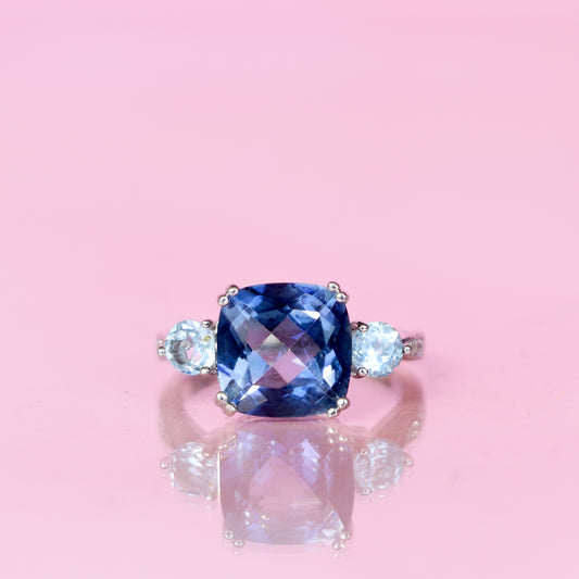 NATURAL IOLITE “OASIS” RING