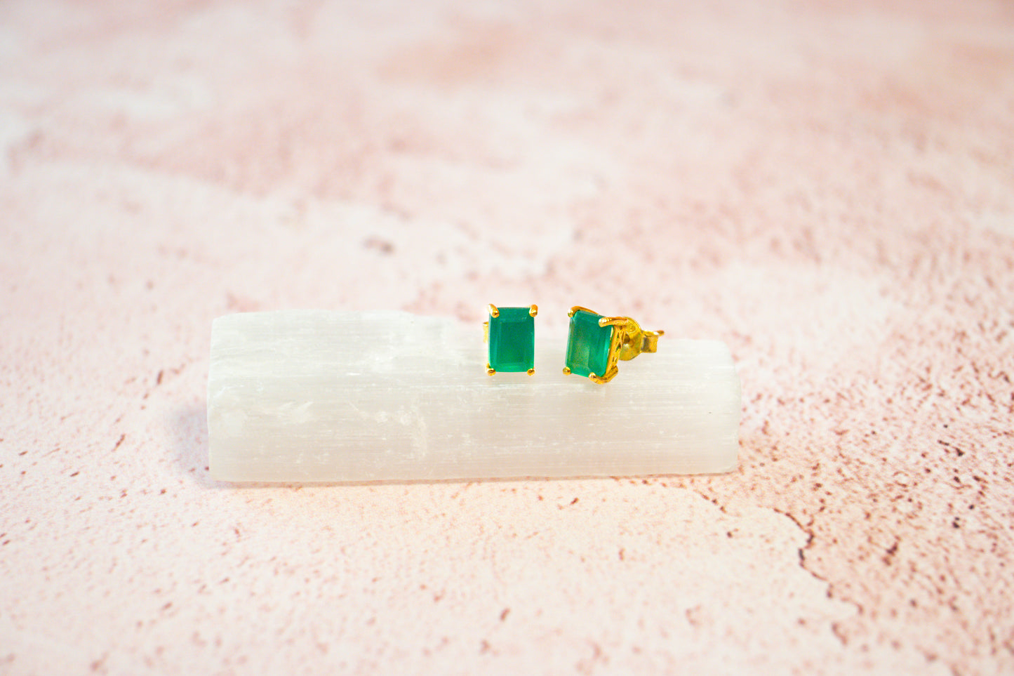 NATURAL GREEN ONYX EARRINGS