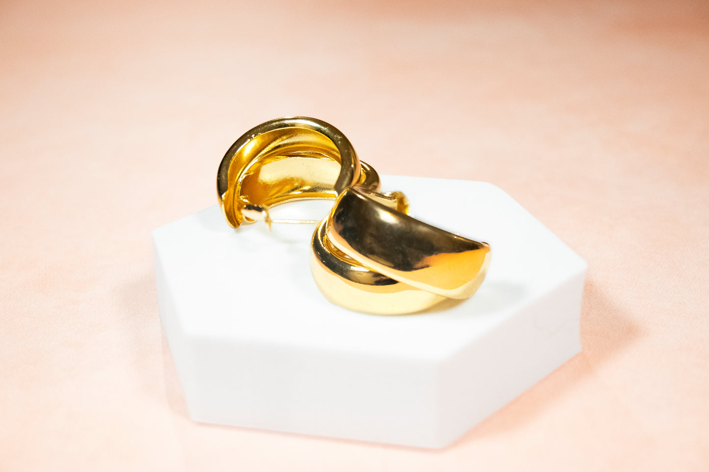 DOUBLE THICK GOLDEN HOOPS