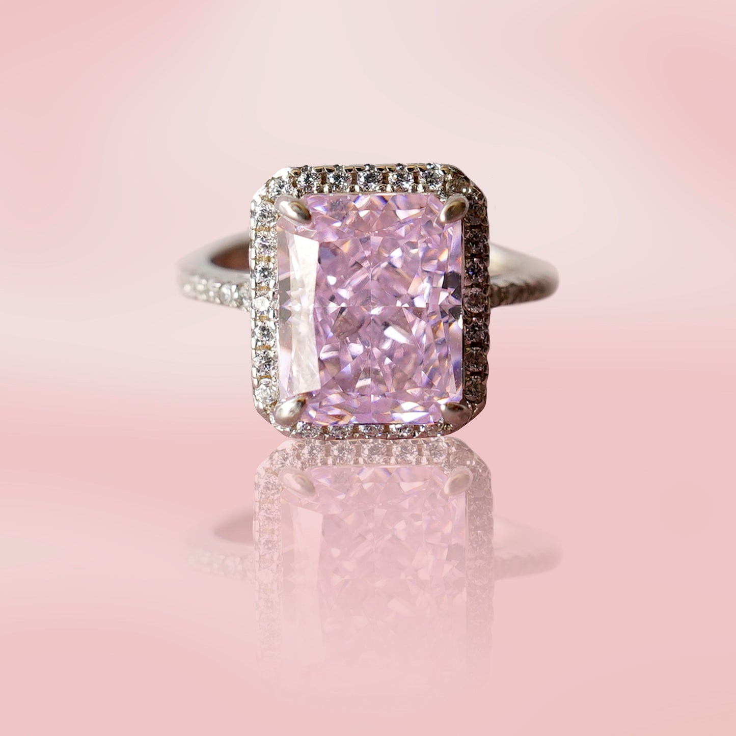 THE ROSÈ SAPPHIRE RING