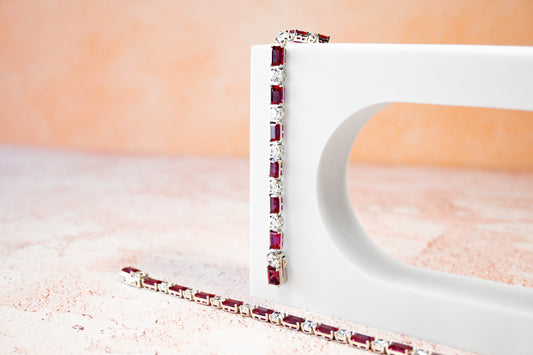 THE “ROUGE BLANC” CLASSIC TENNIS BRACET