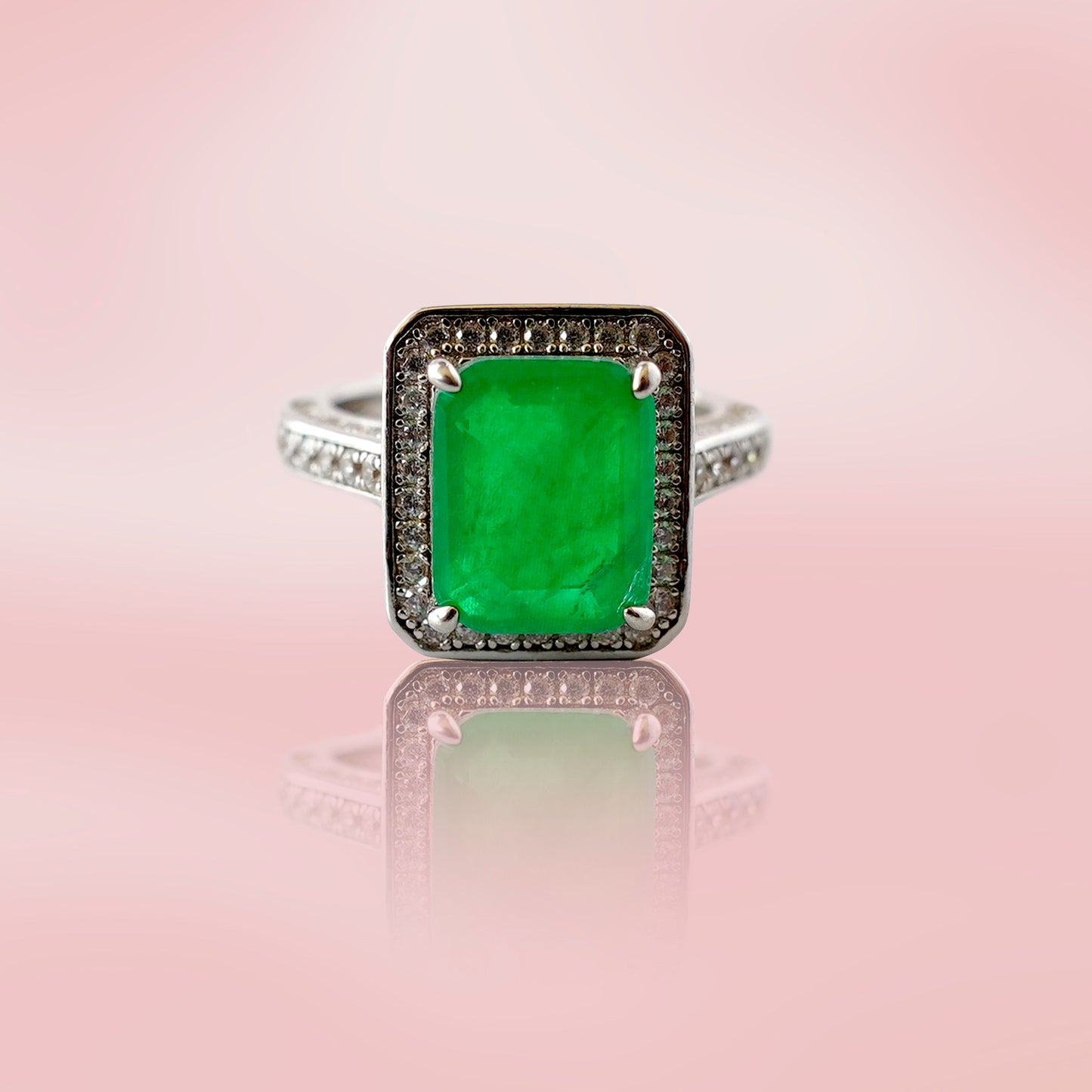 LARGE EMERALD RING