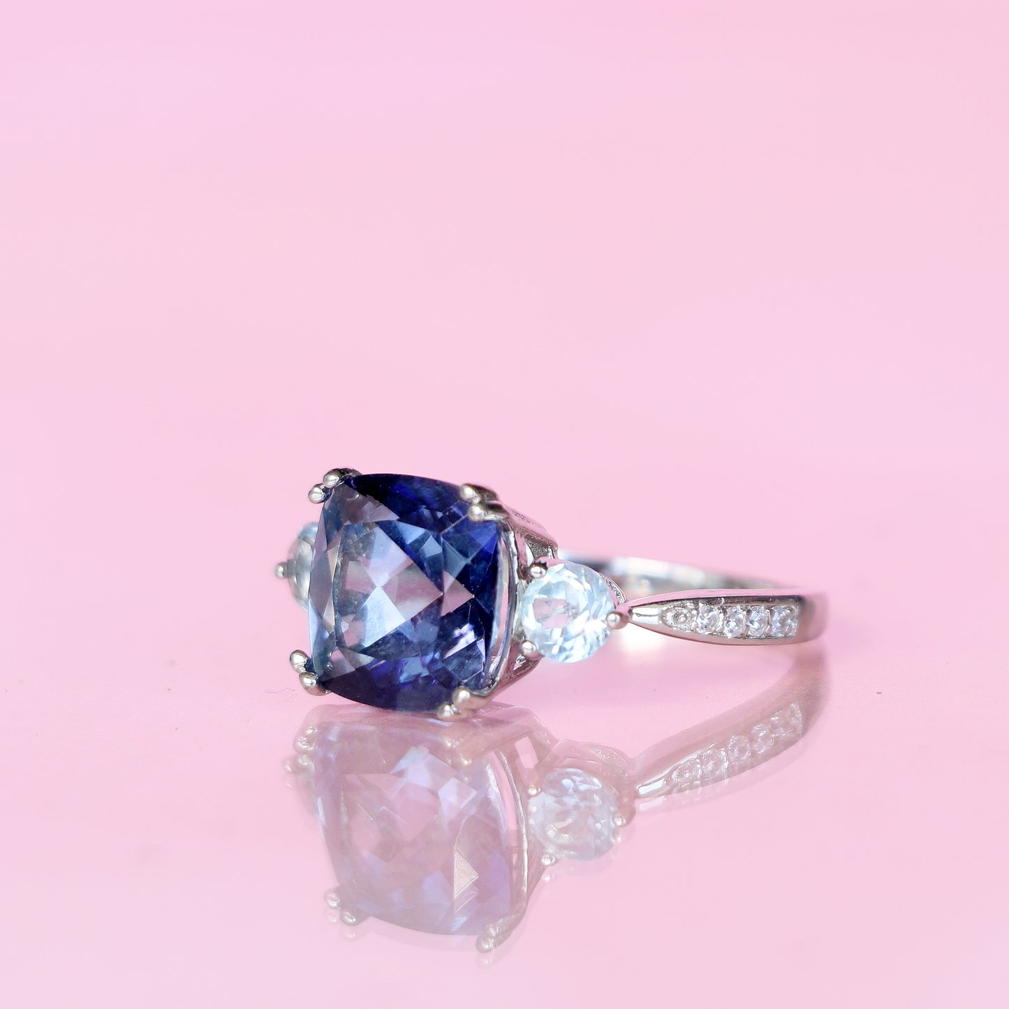 NATURAL IOLITE “OASIS” RING