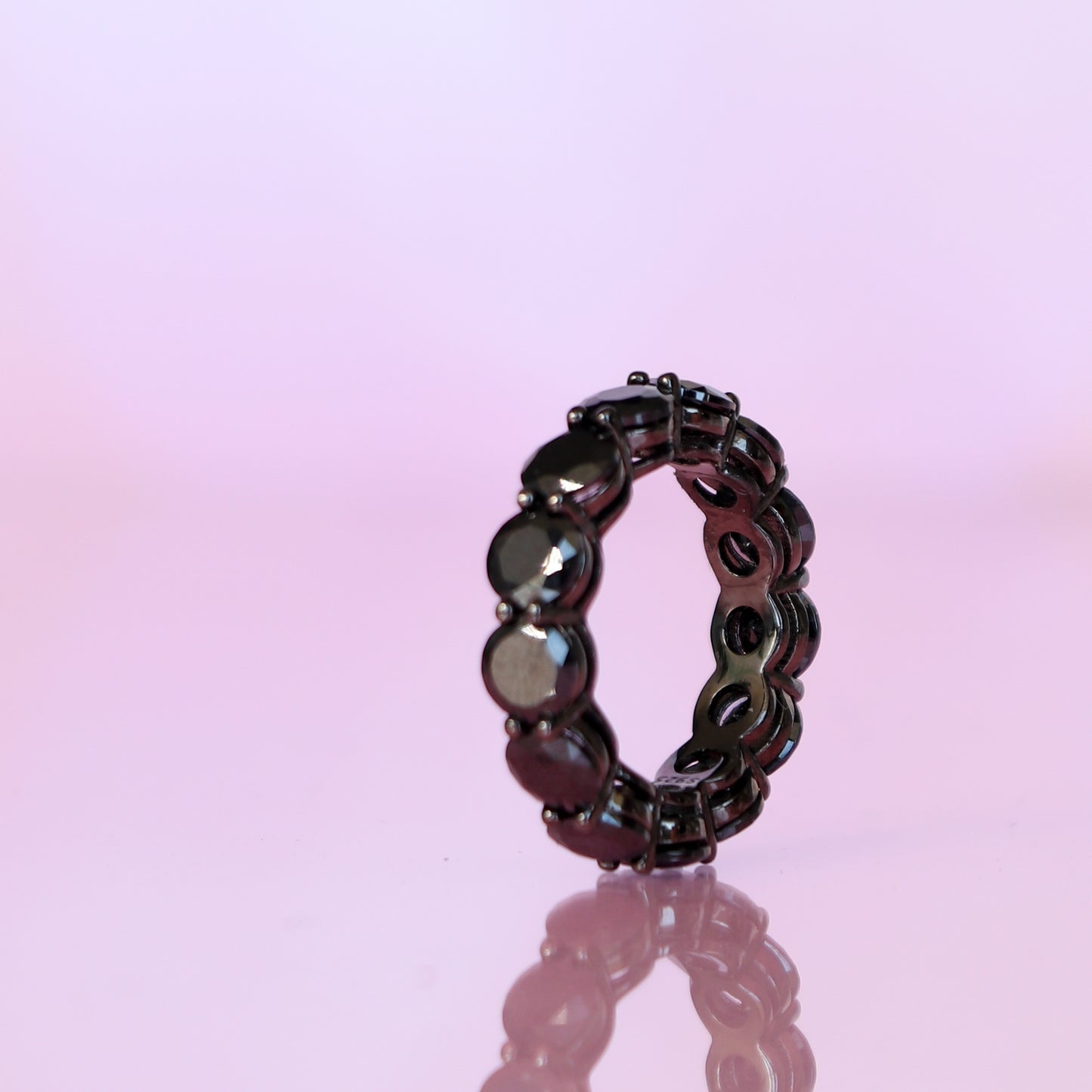 CLASSIC BLACK MOISSANITE ETERNITY BAND 5MM